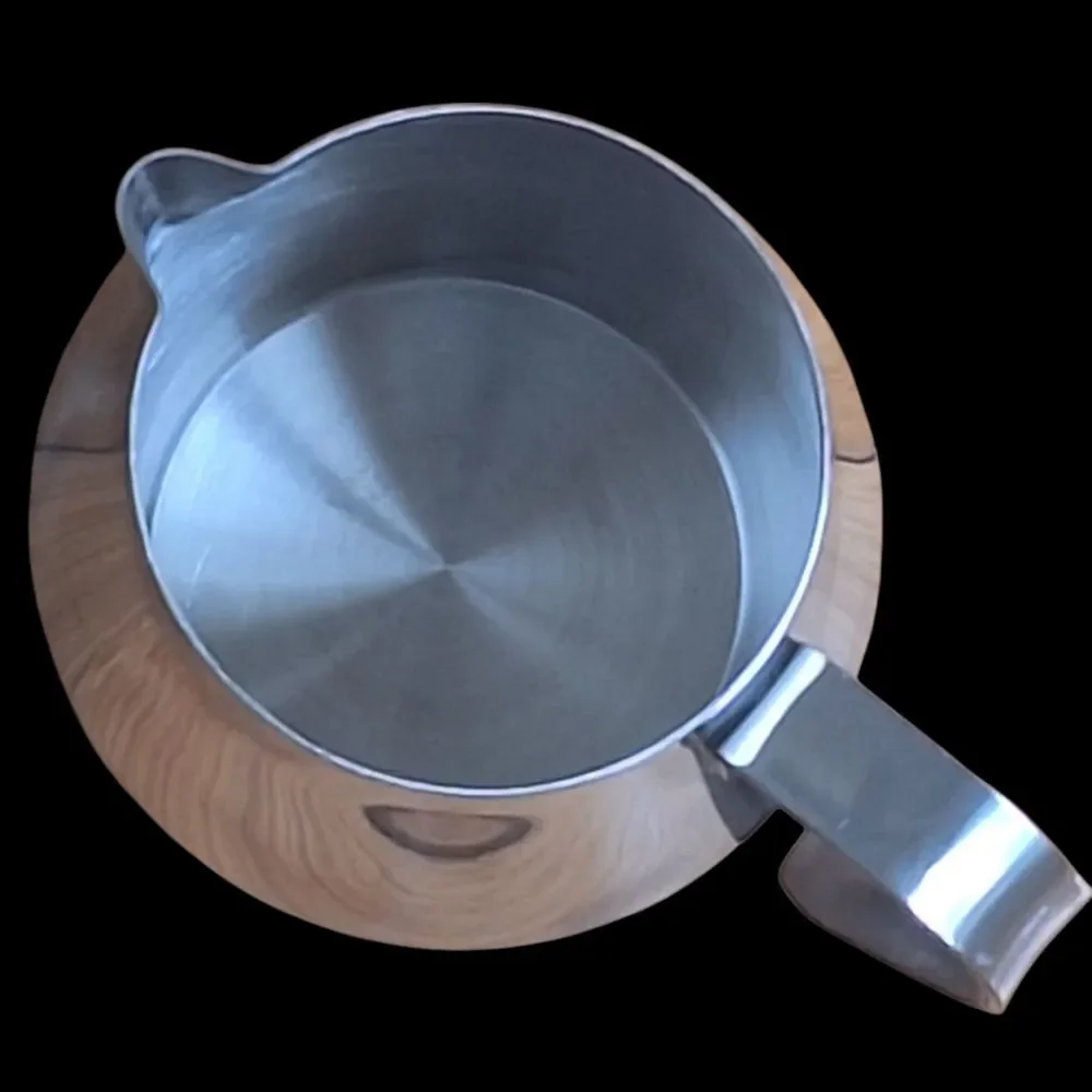 Stainless Steel Coffee Frother Pitcher Creamer Pot Server 16 OZ Milk Frothing